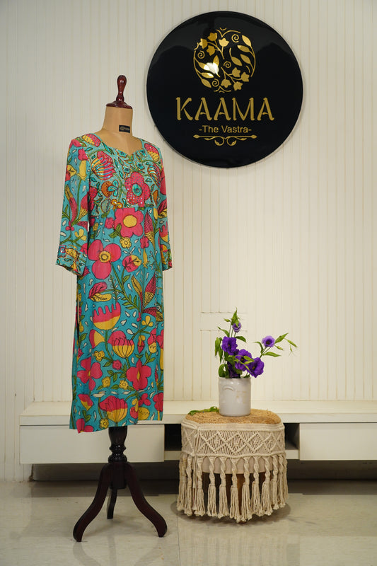 Neelambara Rangpushpa Kurta